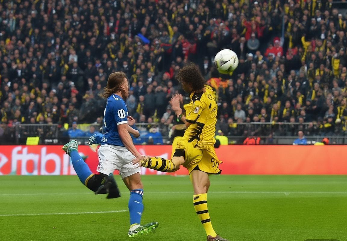 五一德甲巅峰对决：拜仁多特激战正酣(图2)